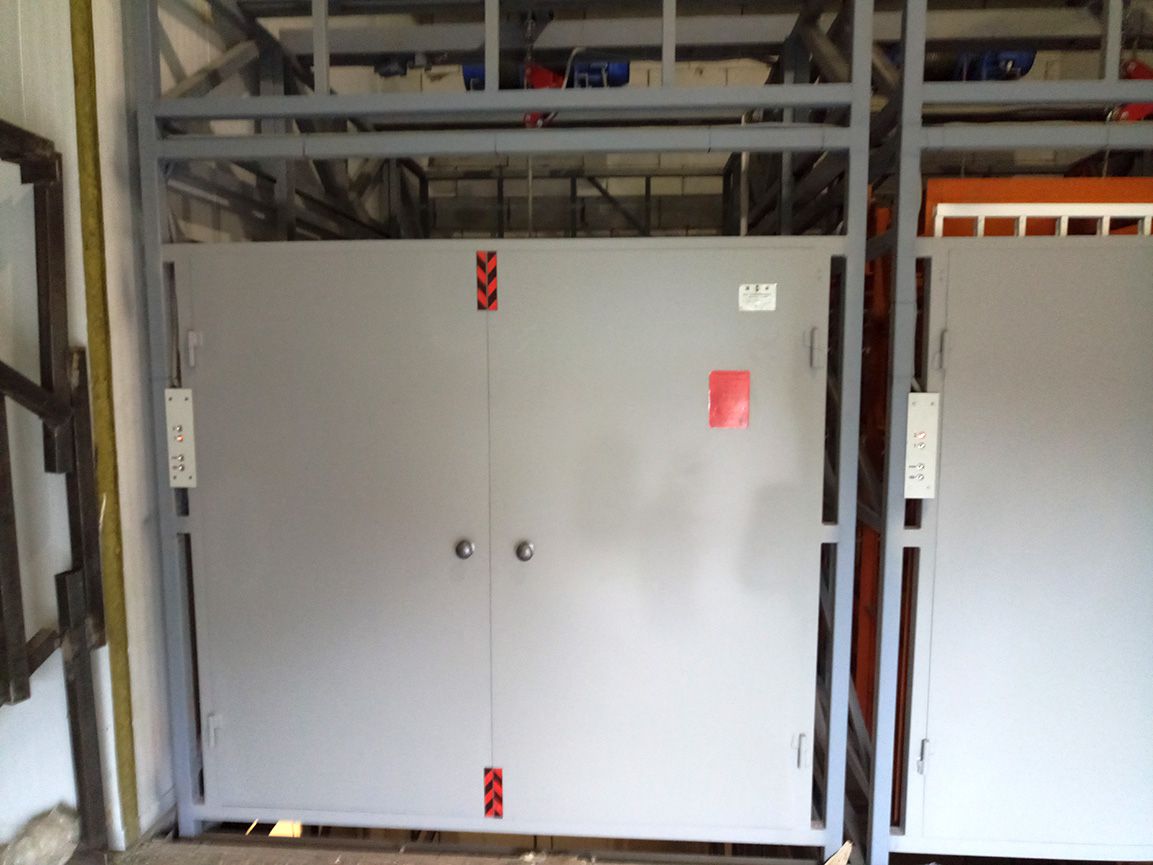 Подъемник грузовой в металлокаркасной шахте, 3000 кг, Самара