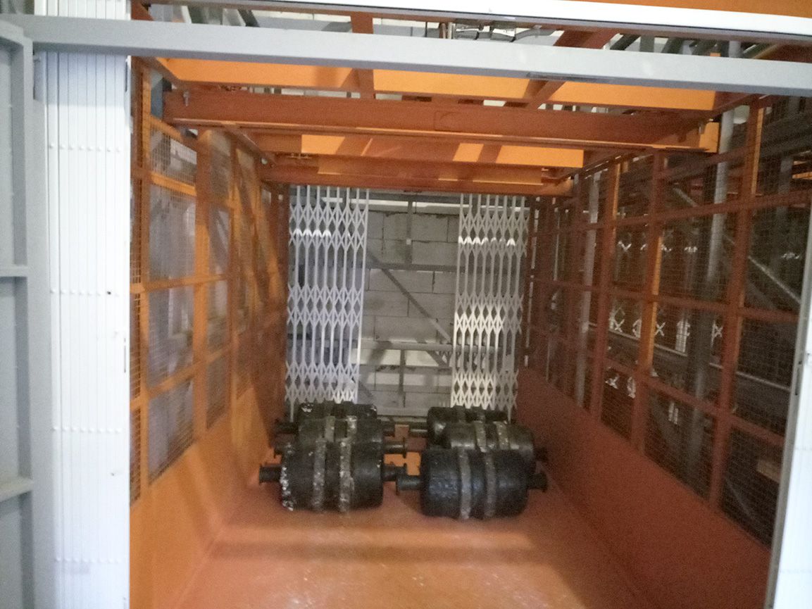 Подъемник грузовой в металлокаркасной шахте, 3000 кг, Самара