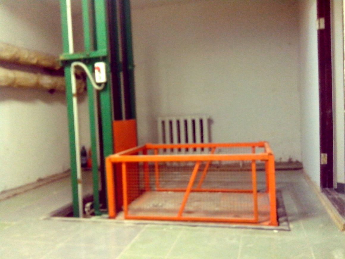 Консольный подъемник, 500 кг, Владивосток