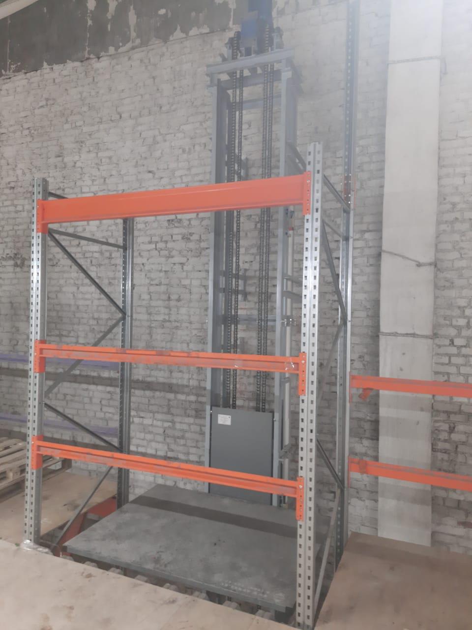 Мачтовый электрический цепной подъёмник, 1000 кг, Екатеринбург