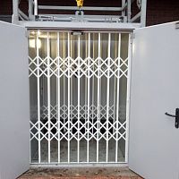 Подъемник в металлокаркасной шахте, 500 кг, Санкт-Петербург